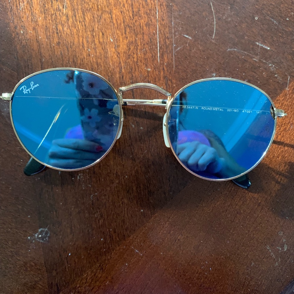 Rayban sunglasses with case